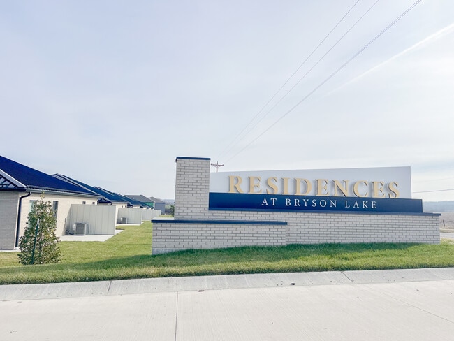 Photo - 374 SE 85th Rd