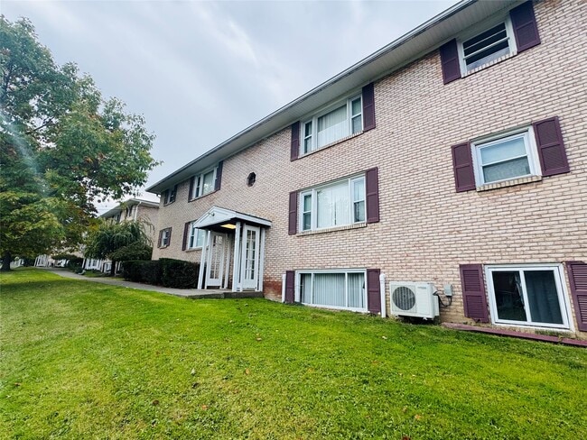 Photo - 300 Rano Blvd Unit 3