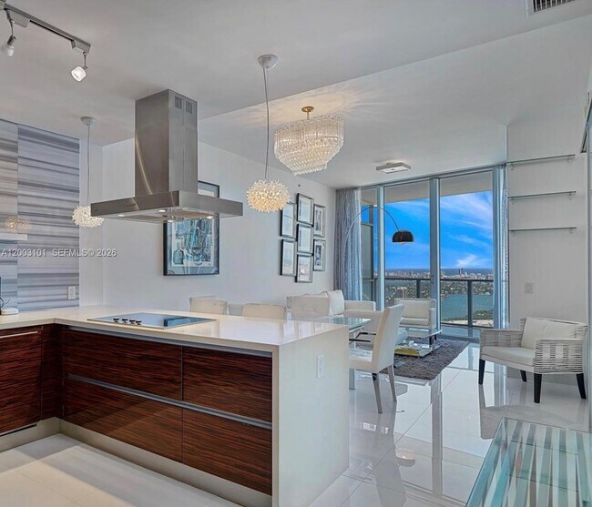 Photo - 1100 Biscayne Blvd Unidad 4803