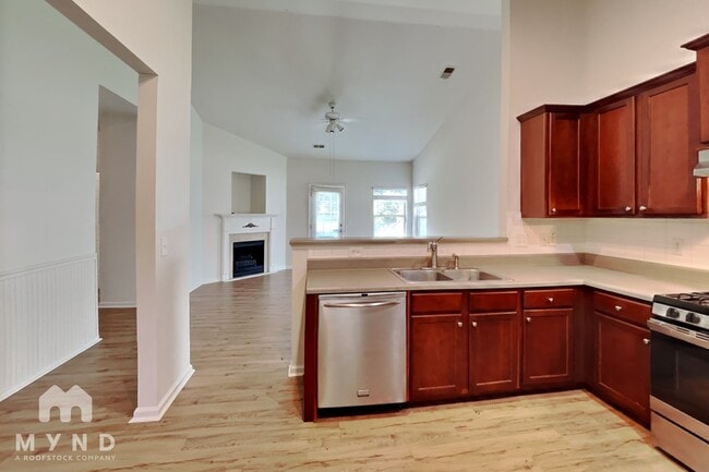 Photo - 1297 Winwood Dr