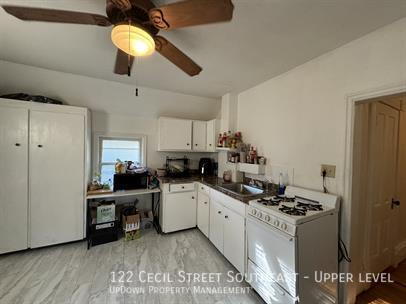 Photo - 122 Cecil St SE Unit Upper level