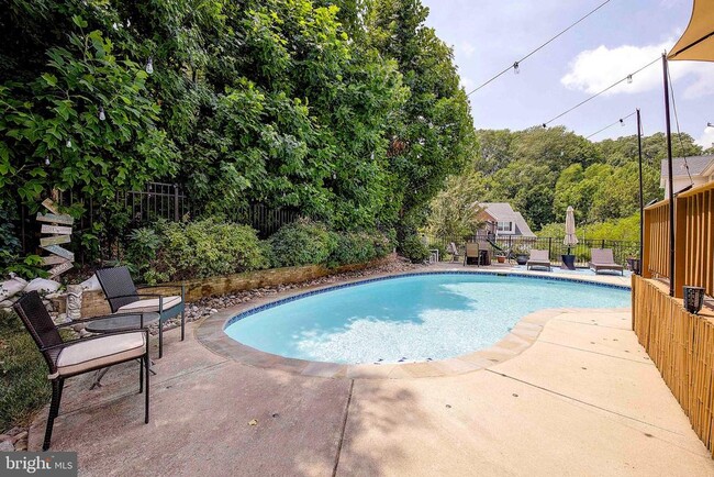 Photo - 3104 Lawrin Ct