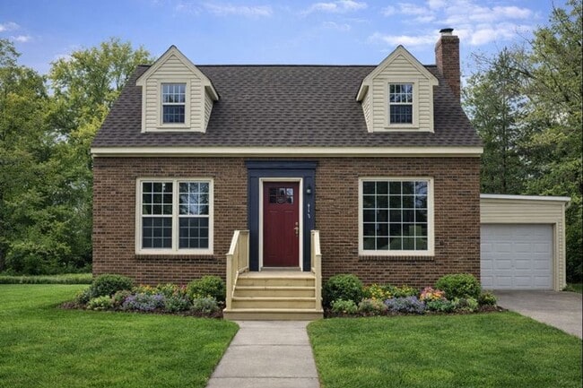 Building Photo - Click the “Apply Now” button or email wapmrentals@gmail.com for a prompt response.