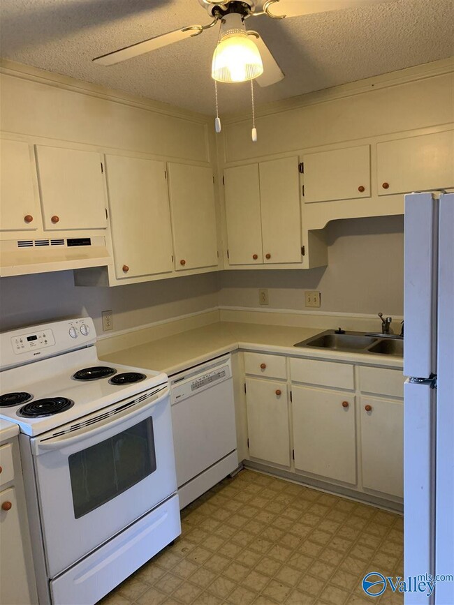 Photo - 8142 Oldfield Rd SW Unit 3