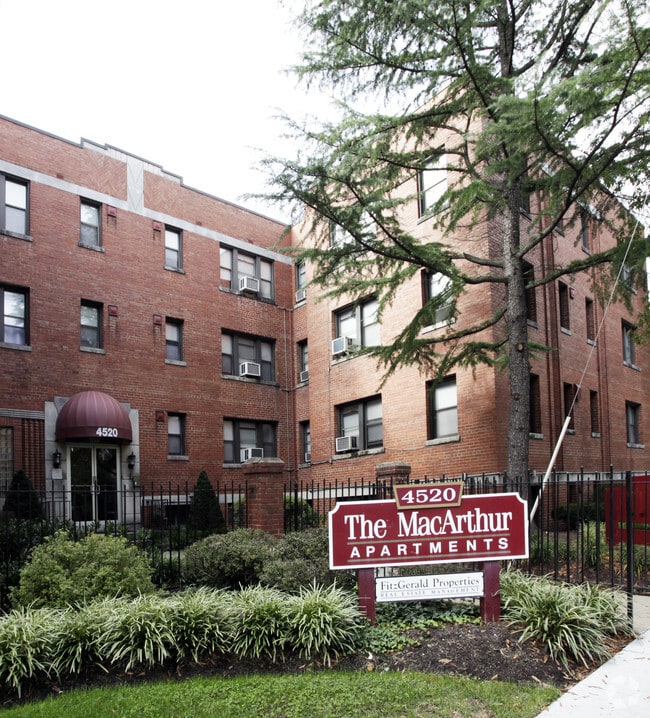 Photo - The MacArthur Apartments