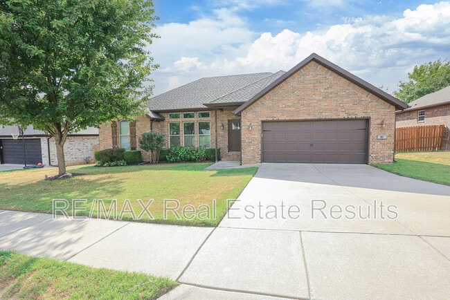 Photo - 957 Piper St