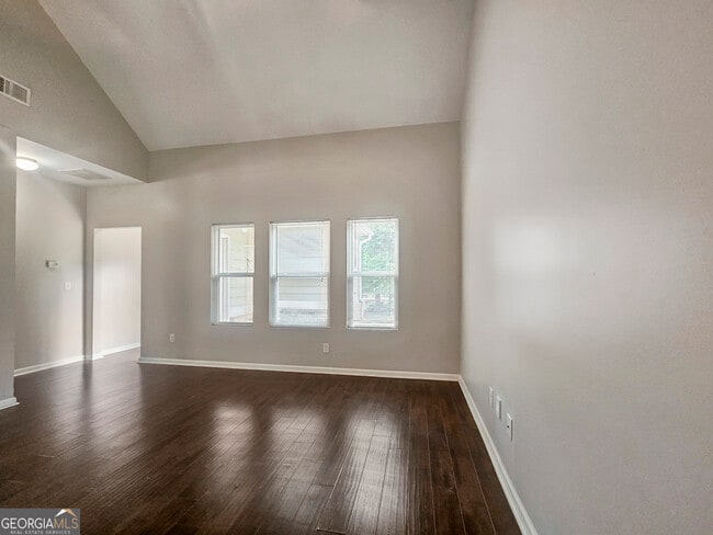 Photo - 213 Daisy Cir