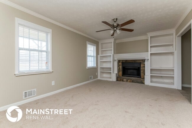 Photo - 331 Woodland St