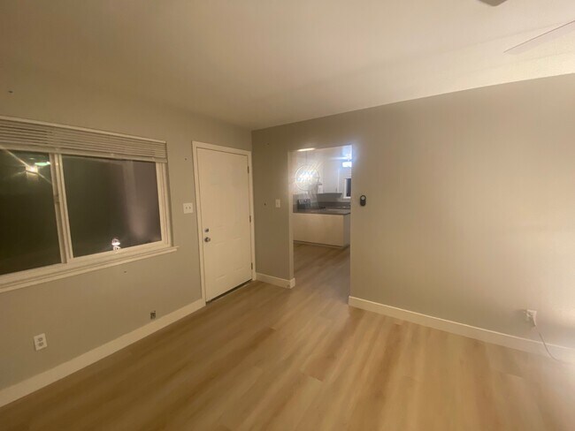 Photo - 5719 Woodleigh Dr