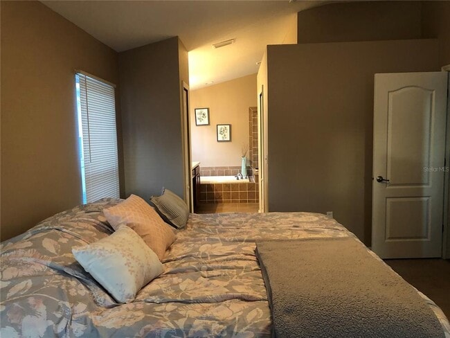 Photo - 10121 Coldwater Loop