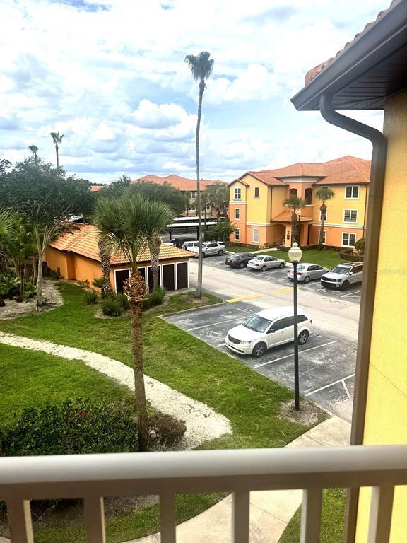 Photo - 5483 Vineland Rd Unit 10309