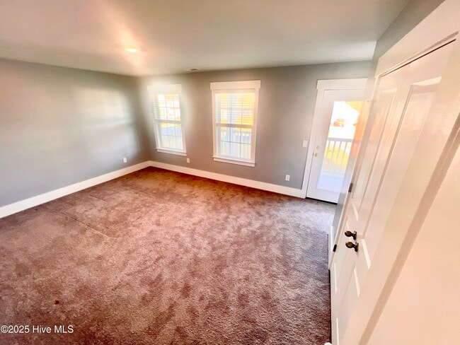 Photo - 111 Ballantine Grv Ln