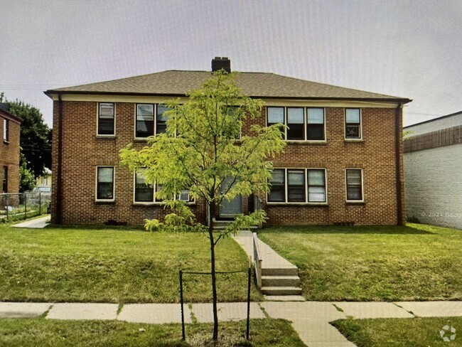Building Photo - 5615 W Wisconsin Ave Unit Upper Rental