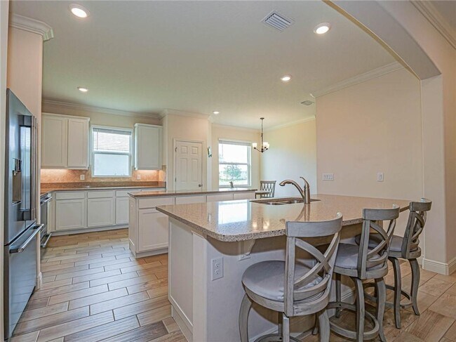 Photo - 2529 St Lucia Cir
