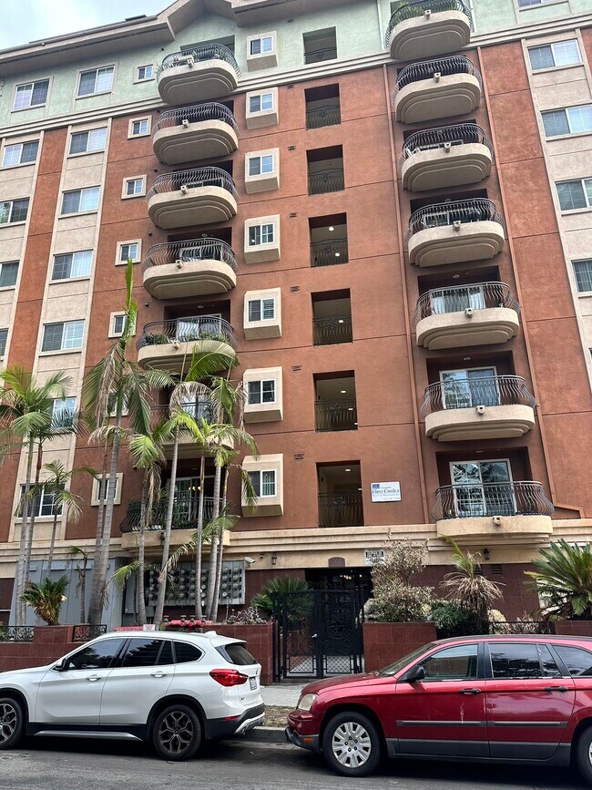 Photo - 700 S Ardmore Ave Unit PENTHOUSE 4