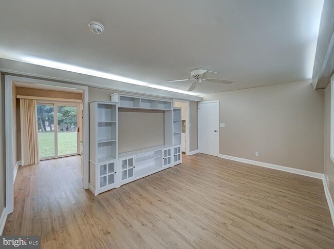 70 Gage Rd