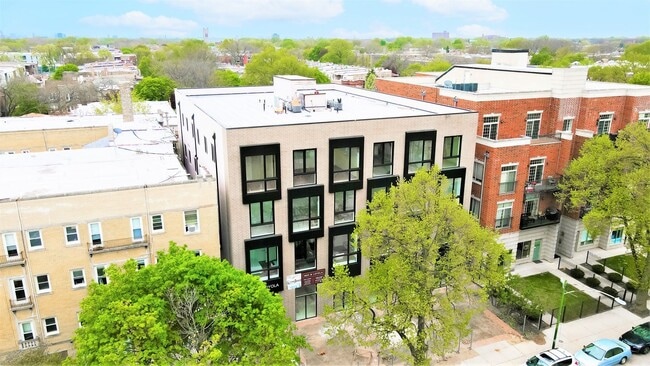 Photo - 1313 W Loyola Ave Unit 2C