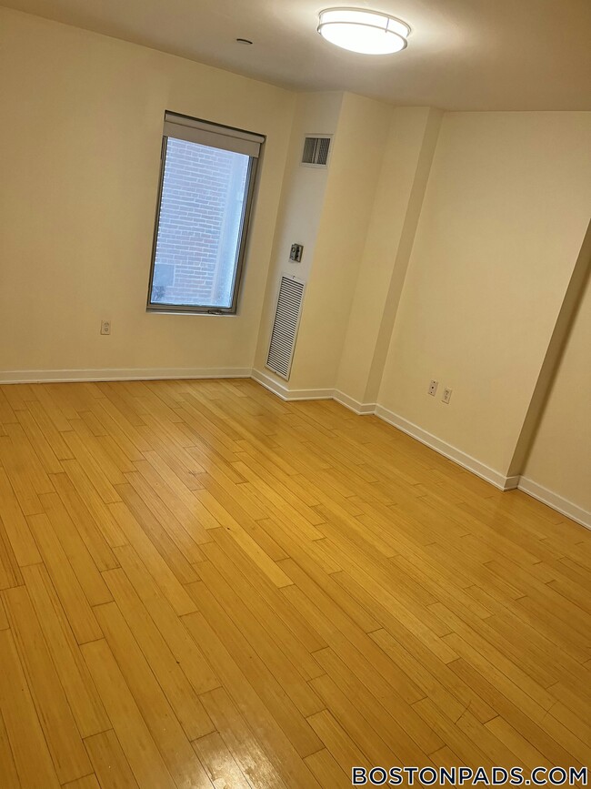 Photo - 40 Boylston St Unit 408