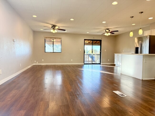 Photo - 7428 S 700 E