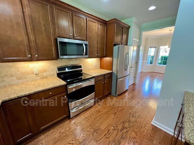 Photo - 53 Barnwood Cir