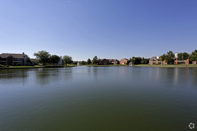 Lake - Baytowne Apartments