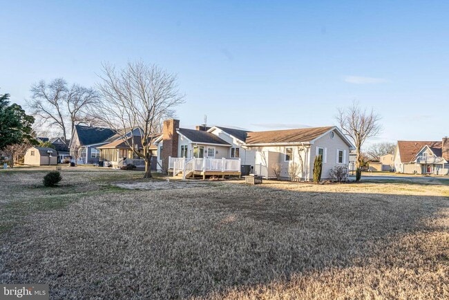 Photo - 521 Harbor Rd