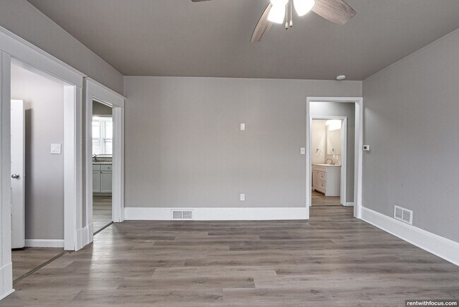 Photo - 135 Broad St Unidad 135