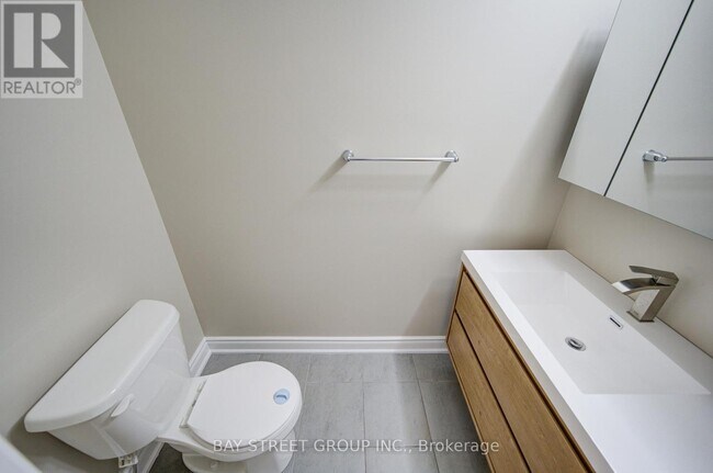 Photo - 626 Rexdale Blvd