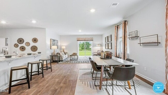 Photo - 2139 Monk Dr