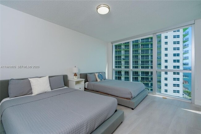 Photo - 1750 N Bayshore Dr Unit 2401