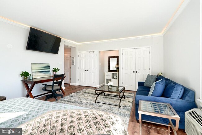 Photo - 28 Allegheny Ave Unidad 2205