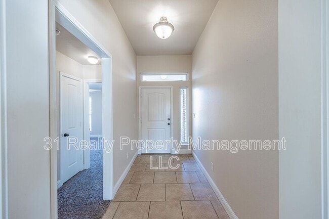 Photo - 708 E 97th St