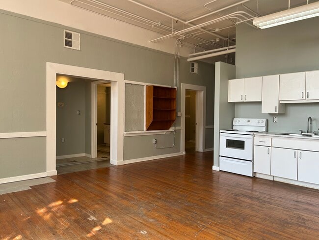 Sala de estar - 125 Oak Street apartments