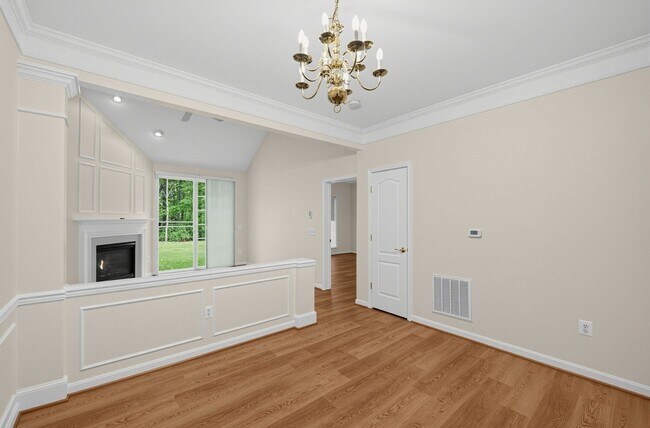 1504 Sapphire Ct