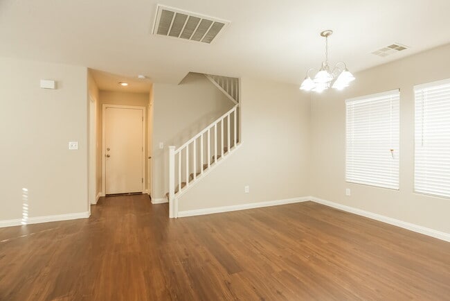 Photo - 3958 Russet Plains St