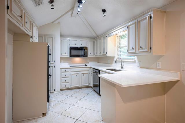 Photo - 4449 Boston Dr