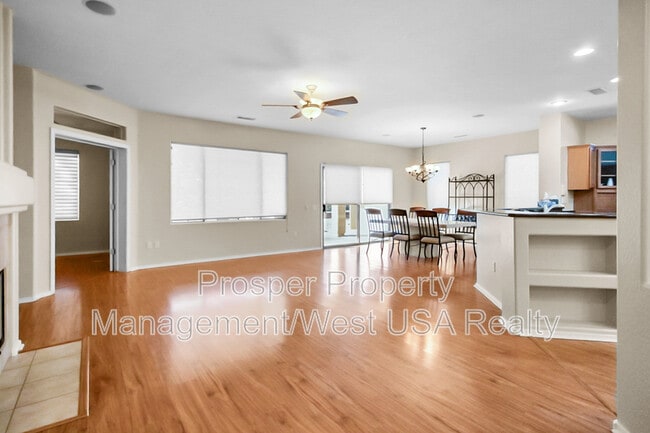 Photo - 17547 W Calistoga Dr