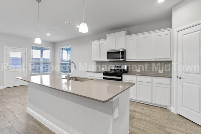 Photo - 1141 Southwark Dr