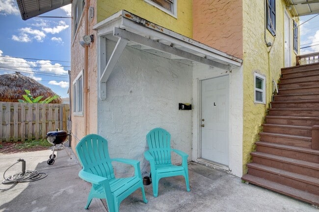 Photo - 325 N L St Apartamento