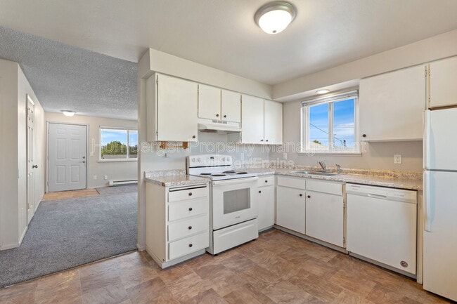 Photo - 3203 N Smith St Unit 12