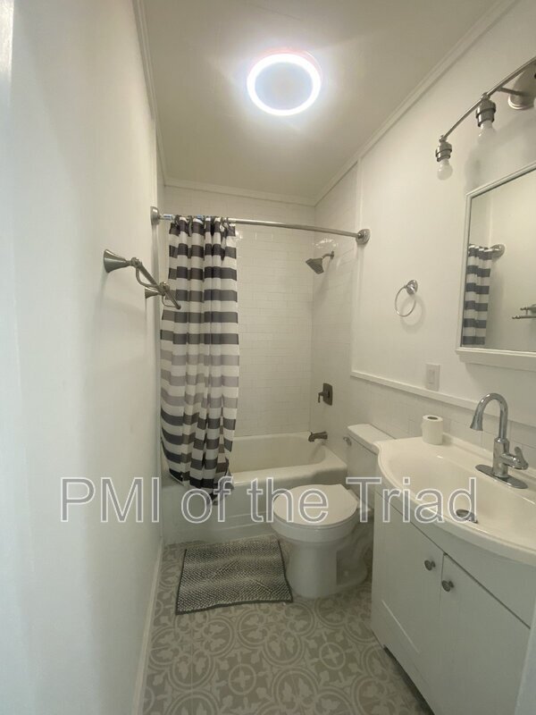 Photo - 1318 Ridge Ave