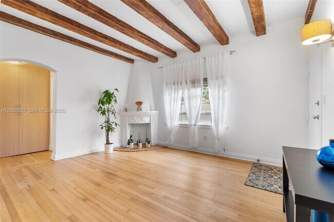 Photo - 1605 Euclid Ave Unidad B1