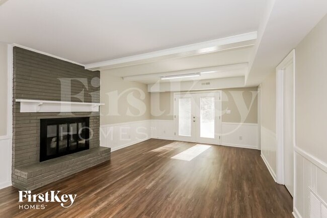 Photo - 15901 Lawing Ct