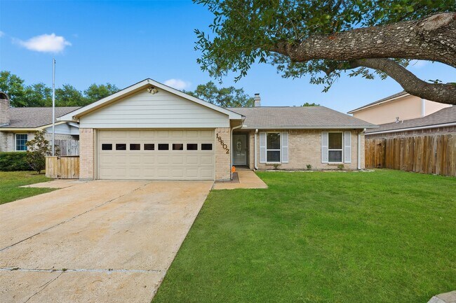 Building Photo - 18602 Lippizaner Dr