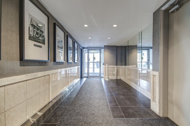 Photo - 133 Erskine Ave