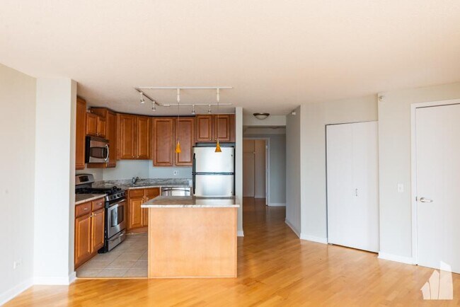 Photo - 2 bedroom in Chicago IL 60654 Unidad 1611