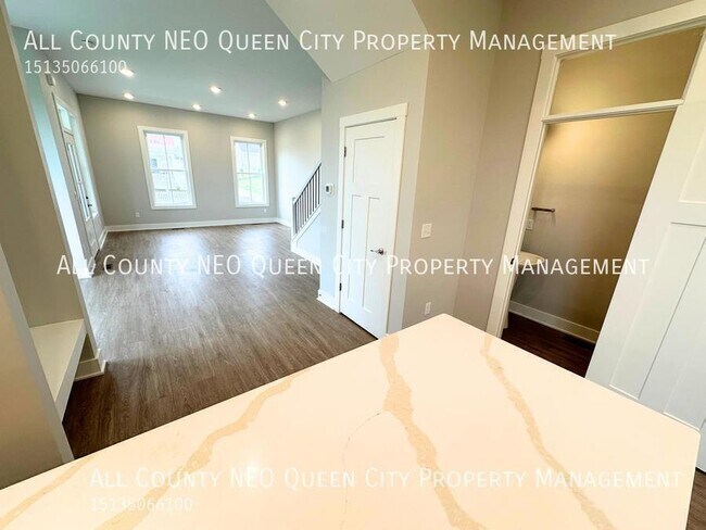 3859 Anderson St Unit B
