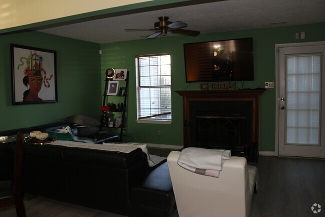 Building Photo - 63 Riverchase Dr Rental