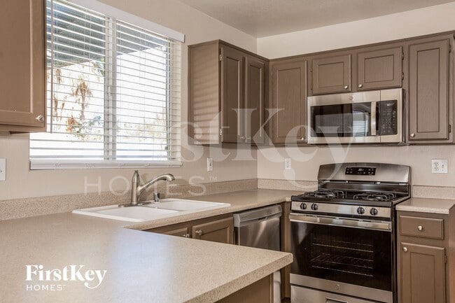 Photo - 9360 Willow Meadow Ct