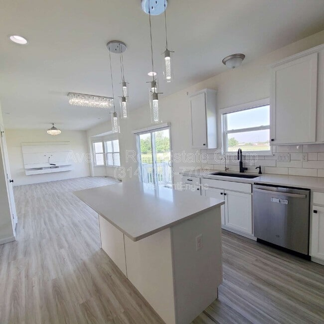 Photo - 157 Pampano Ln